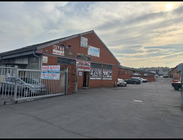 8,000M² MINI FACTORY FOR SALE IN ISIPINGO RAIL